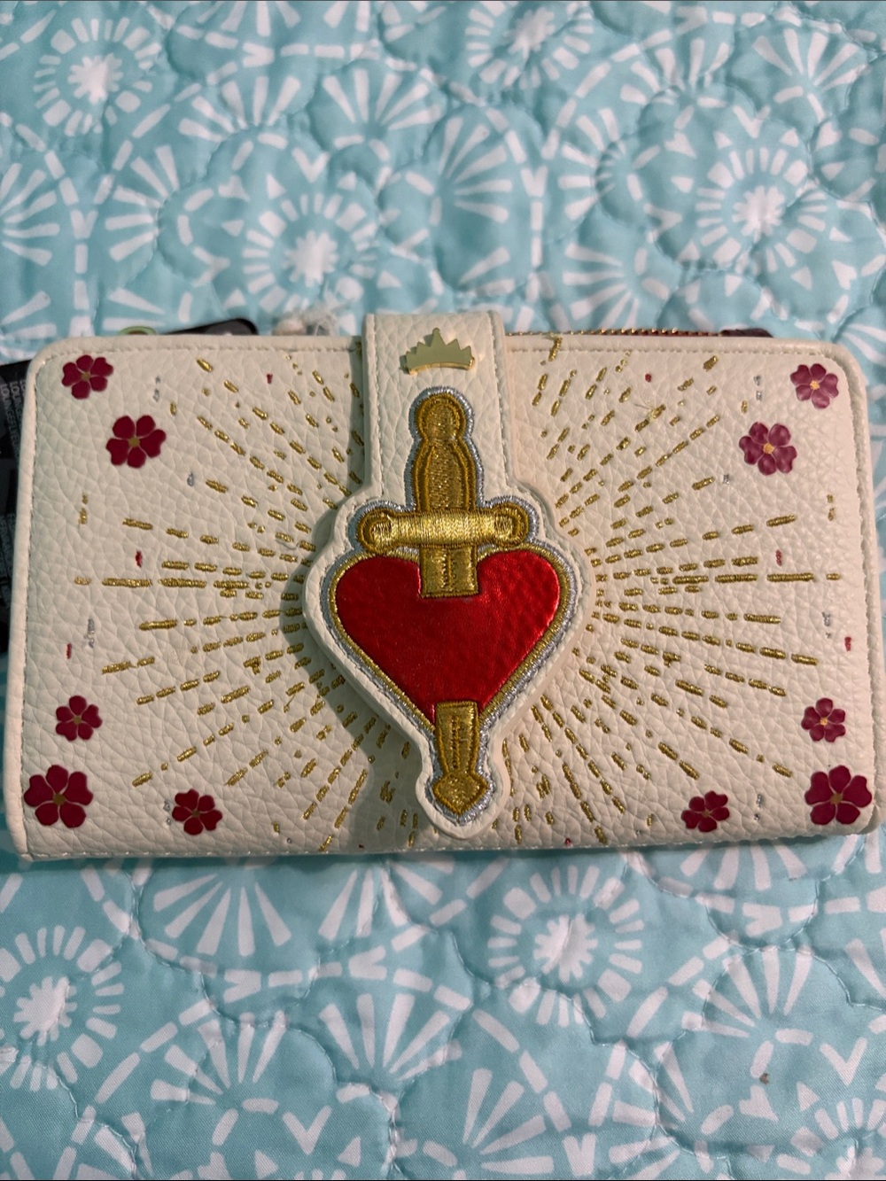 Rare Loungefly Disney Snow White Evil Queen Snap Wallet Dagger Red Heart NWT